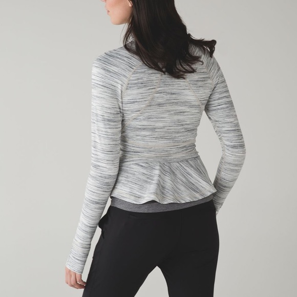 Lululemon Hustle in your Bustle Jacket Size 6 - Picture 2 of 9